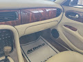 2000 Jaguar XJ8 Base